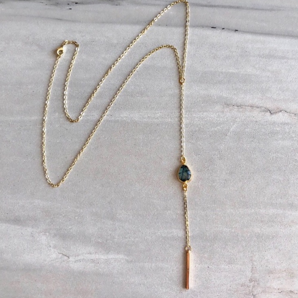 Last 1! 🌟Dainty Labradorite Necklaces - Picture 6 of 7